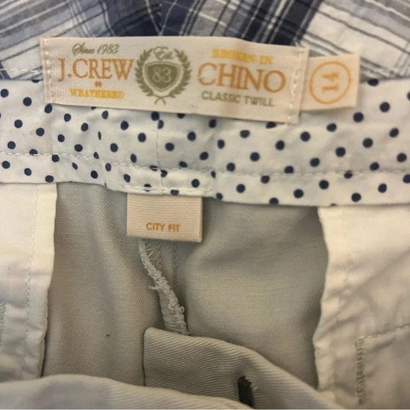 J. Crew shorts city fit weathered chino khaki size 14 - Picture 3 of 8